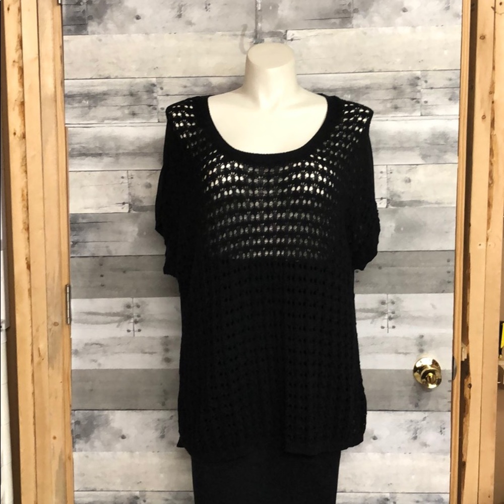 torrid Black Open-Knit Short Sleeve Top